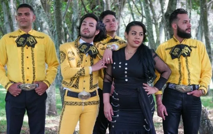 Mariachi Estrella Mexicana: grupo o DJ para bodas en Bogotá, foto 1 de 6