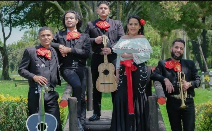 Mariachi Estrella Mexicana: grupo o DJ para bodas en Bogotá, foto 5 de 6