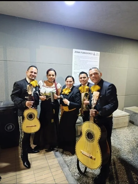 Mariachi Estrella Mexicana: grupo o DJ para bodas en Bogotá, foto 2 de 6