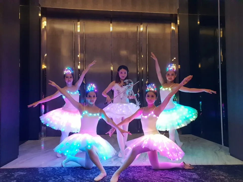 Ballet LED — Hora loca y animación en Bogotá