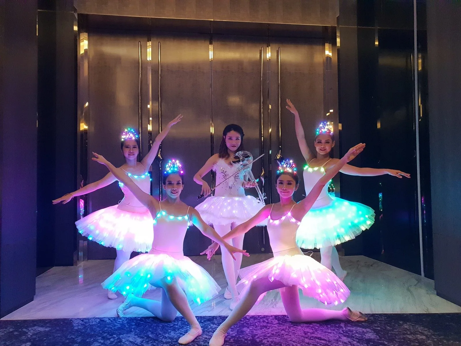 Ballet LED — Hora loca y animación en Bogotá