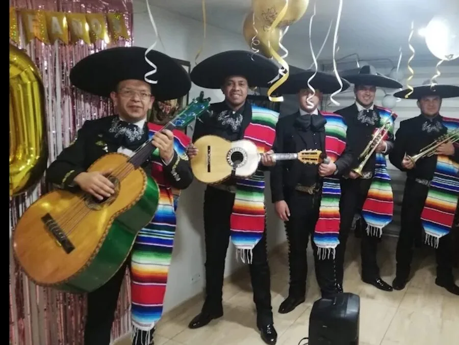 Mariachi Sentimientos: grupo o DJ para bodas en Chía, foto 2 de 5